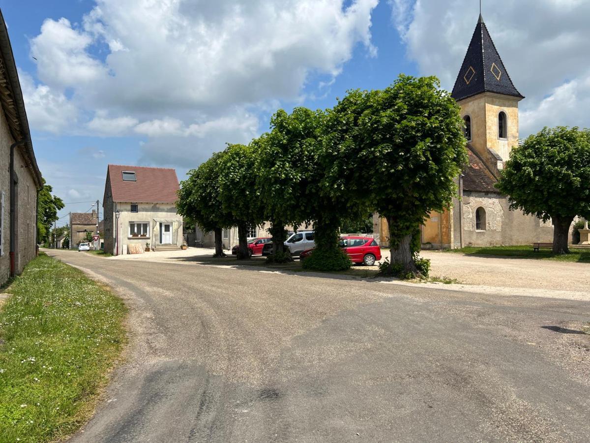 Gites De La Chapelle Gigny-sur-Saone Eksteriør billede