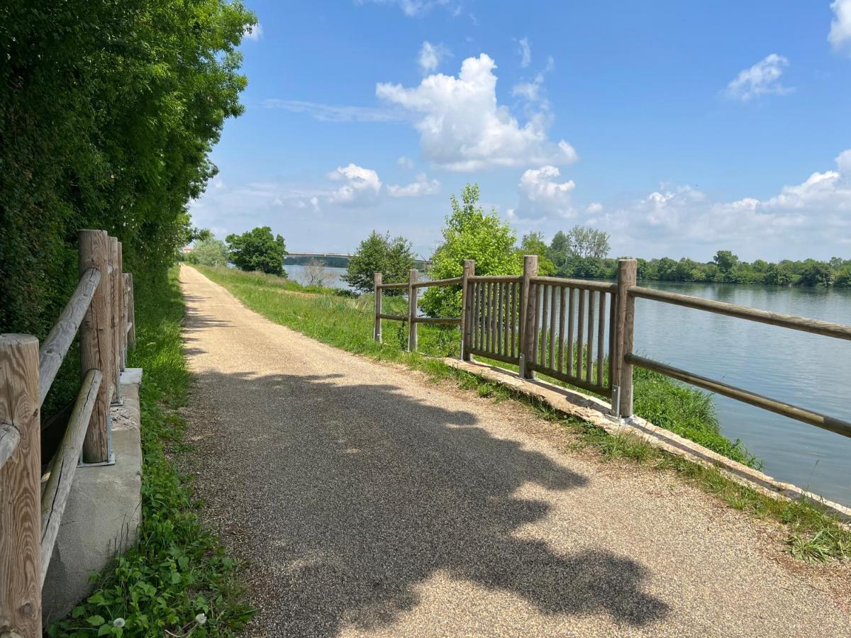 Gites De La Chapelle Gigny-sur-Saone Eksteriør billede