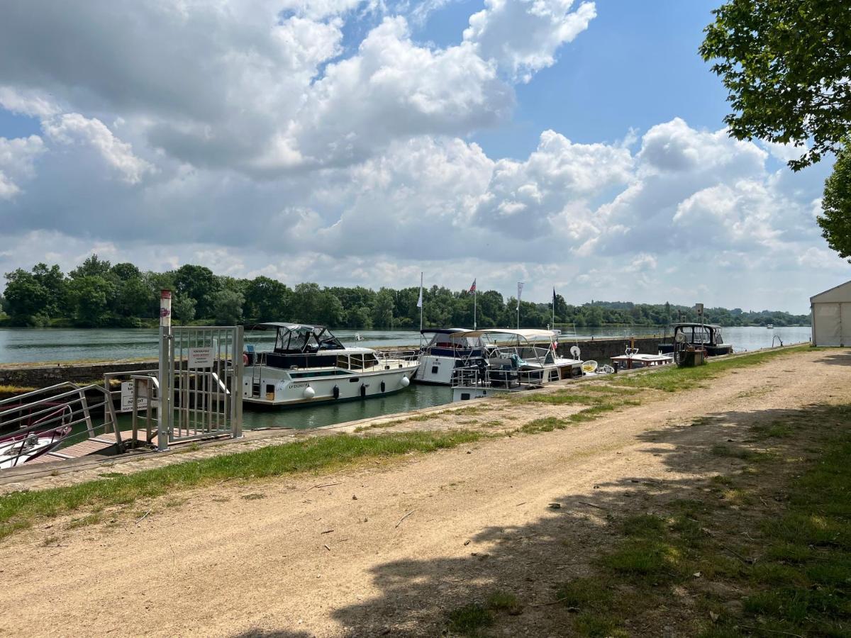 Gites De La Chapelle Gigny-sur-Saone Eksteriør billede